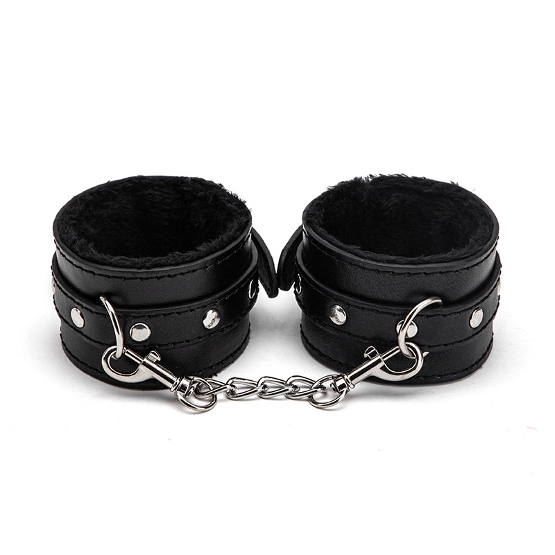 Khóa tay giả da BDSM Handcuffs