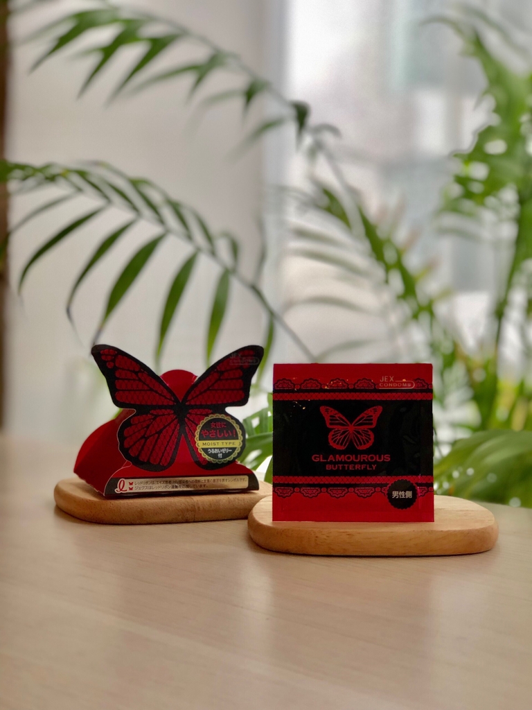 Bao cao su Jex Glamourous Butterfly Moist/ Hot - Hộp 1 cái