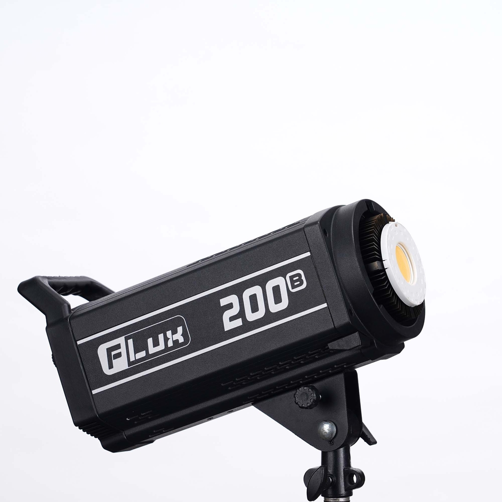 Đèn led Proton FLUX 200B 2800K - 6500K