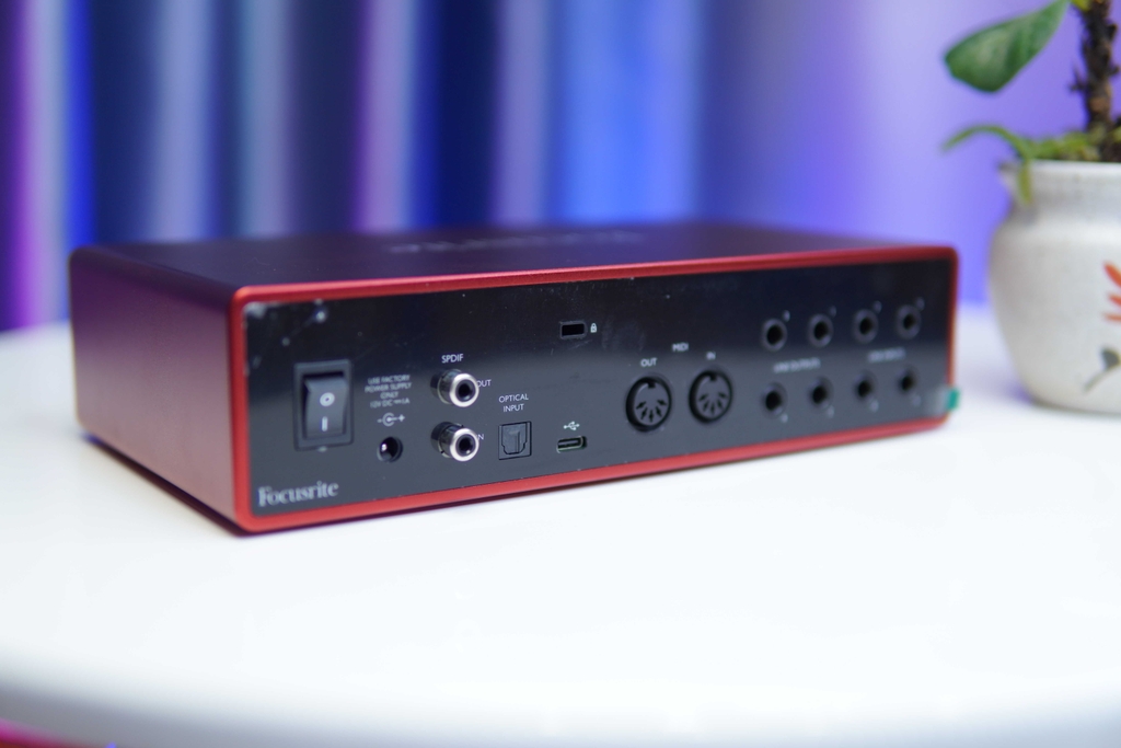 SOUNDCARD FOCUSRITE 18i8 USB