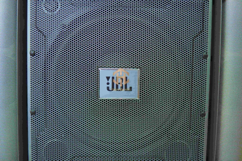 LOA JBL RM12