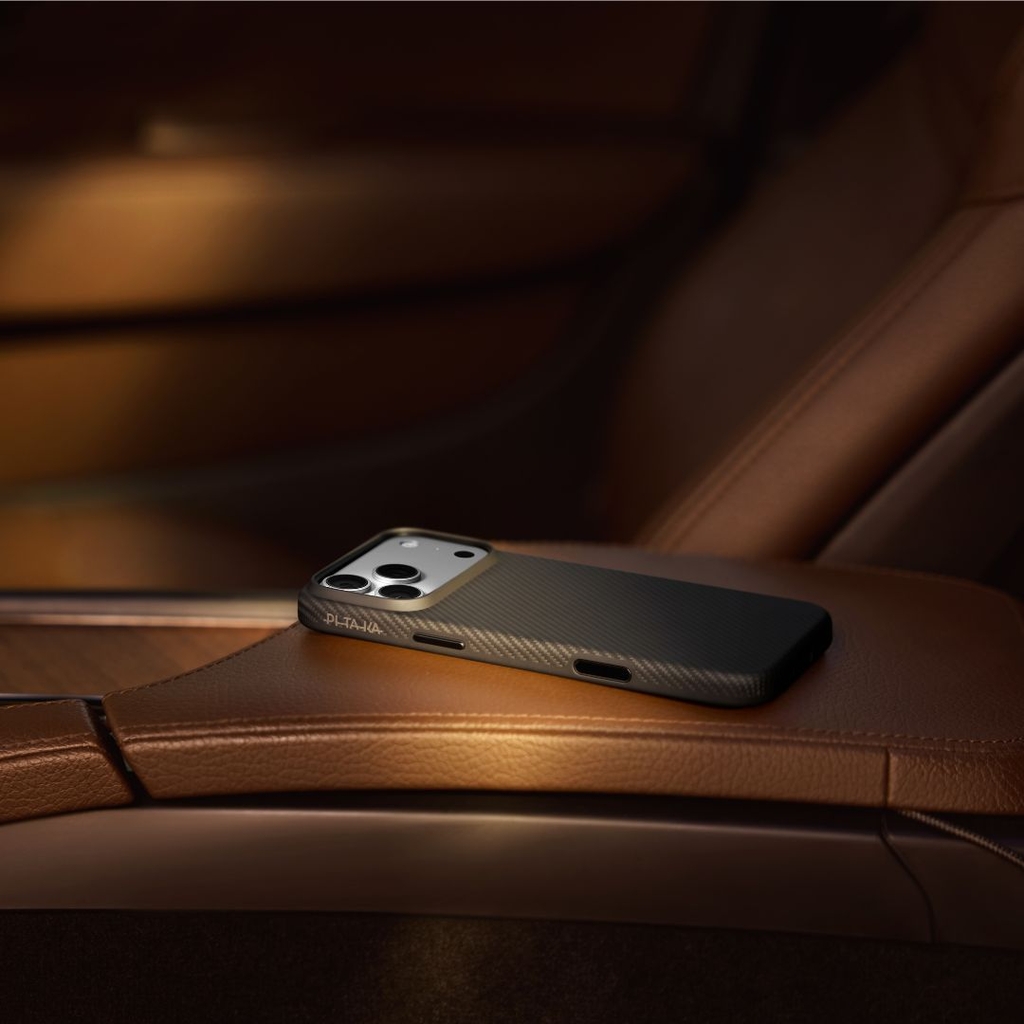 Ốp lưng iPhone 17 - PITAKA Aramid UltraGuard