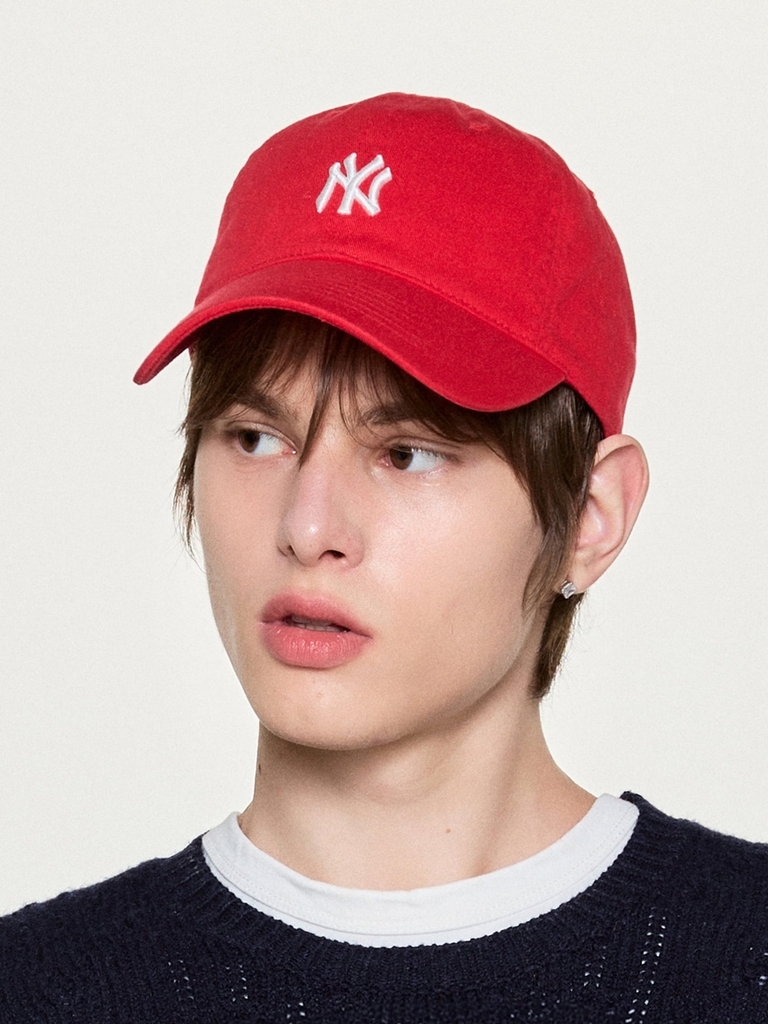 Nón MLB Rookie Unstructured Ball Cap New York Yankees Red