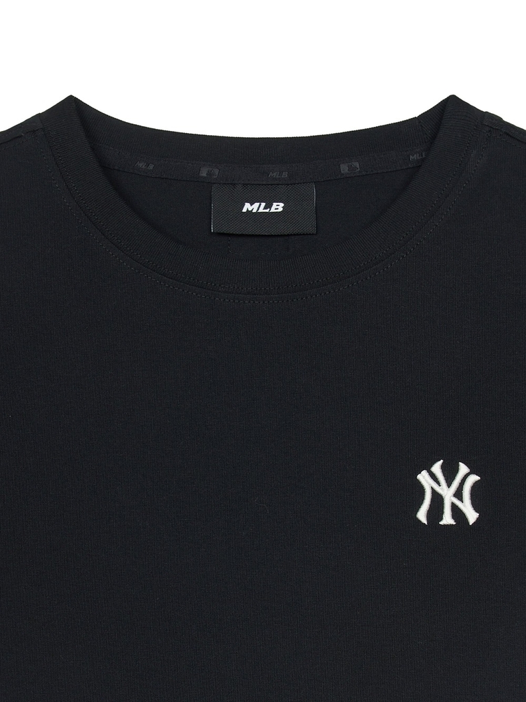 Áo Croptop MLB Women's Basic Crop Short Sleeve T-Shirt New York Yankees Black