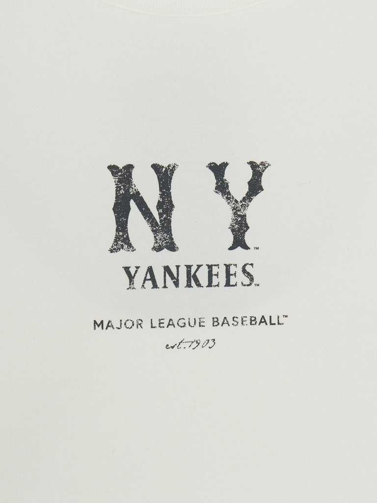 Áo Croptop MLB Women's Basic Coopers Logo Slim Crop Functional Short Sleeve T-Shirt New York Yankees Ivory