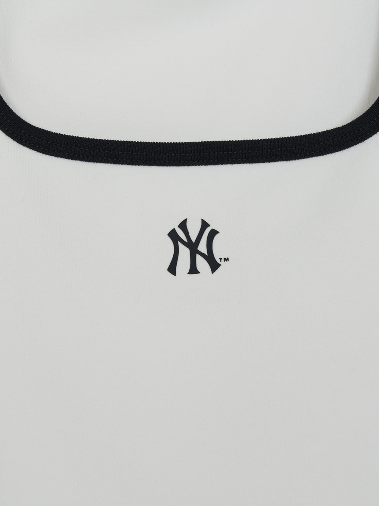 Áo Croptop MLB Women's Basic Square Neck Slim Fit Short Sleeve T-Shirt New York Yankees White