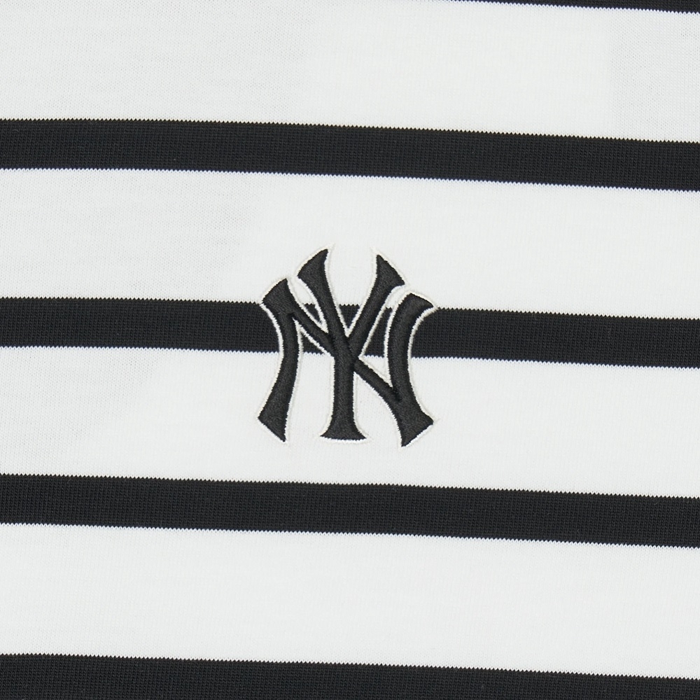 Áo Croptop MLB Korea Women's Varsity Striped Collar New York Yankees Ivory