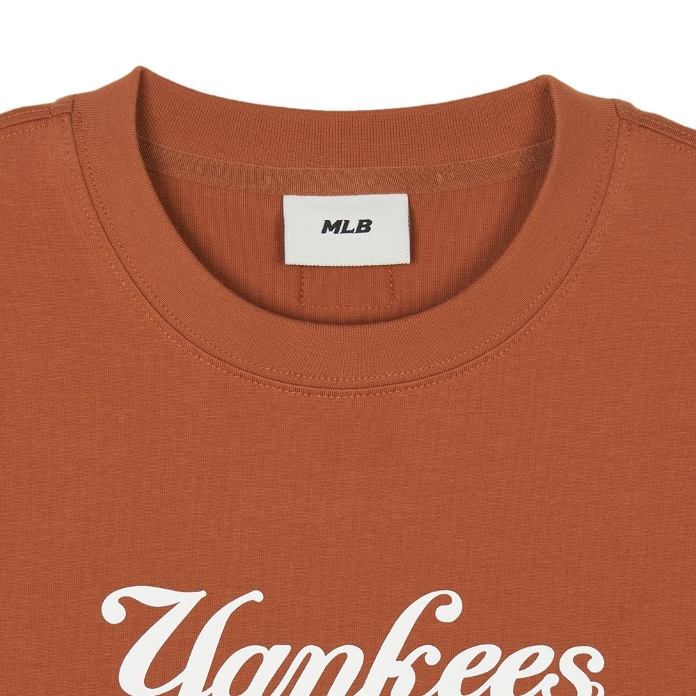 Áo Croptop MLB Korea Women's Basic Varsity Cultive New York Yankees Brown