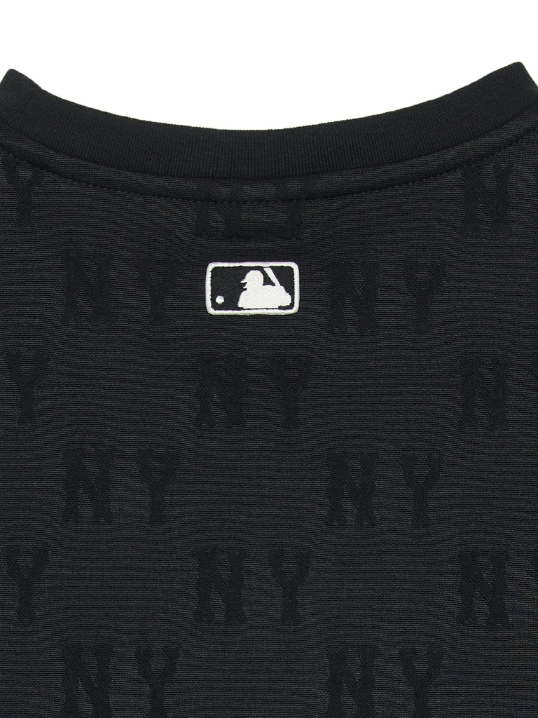 Áo Croptop MLB Women's Classic Mono Jacquard Crop Short Sleeve T-Shirt New York Yankees Black