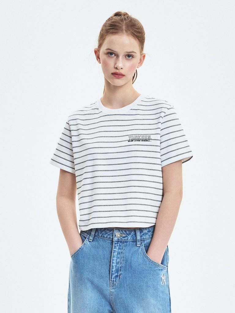 Áo Croptop MLB Women's Varsity Stripe Crop Short Sleeve T-Shirt New York Yankees White