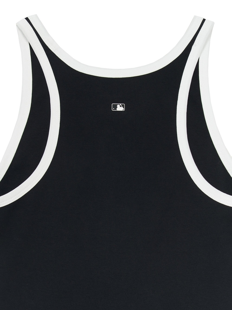 Áo Croptop MLB Women's Varsity Vintage Slim Crop Nashi T-Shirt New York Yankees Black