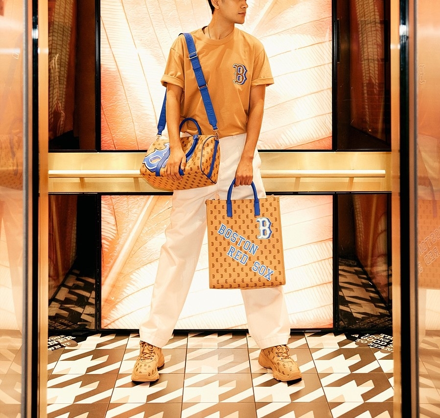 Áo Thun MLB Monotive Overfit Short Sleeve Boston Red Sox Sand