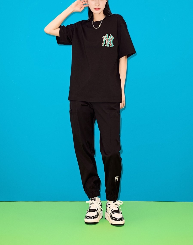 Áo Thun MLB Monotive Overfit Short Sleeve New York Yankees Black