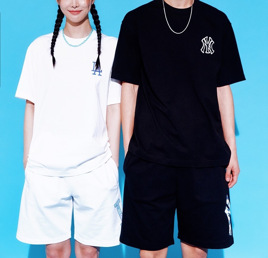 Áo Thun MLB Paisley Clipped Logo Short Sleeve LA Dodgers Off White