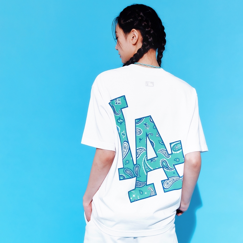 Áo Thun MLB Paisley Clipped Logo Short Sleeve LA Dodgers Off White