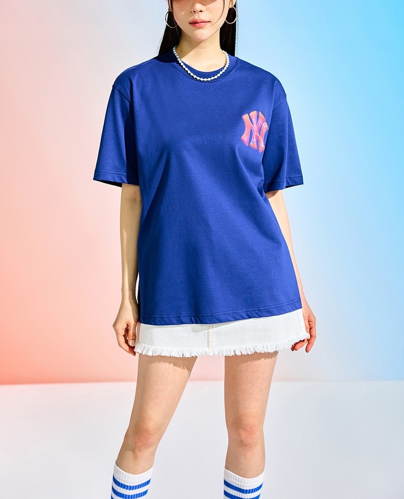 Áo Thun MLB Pop Art Graphic Overfit Short Sleeve New York Yankees L.Navy