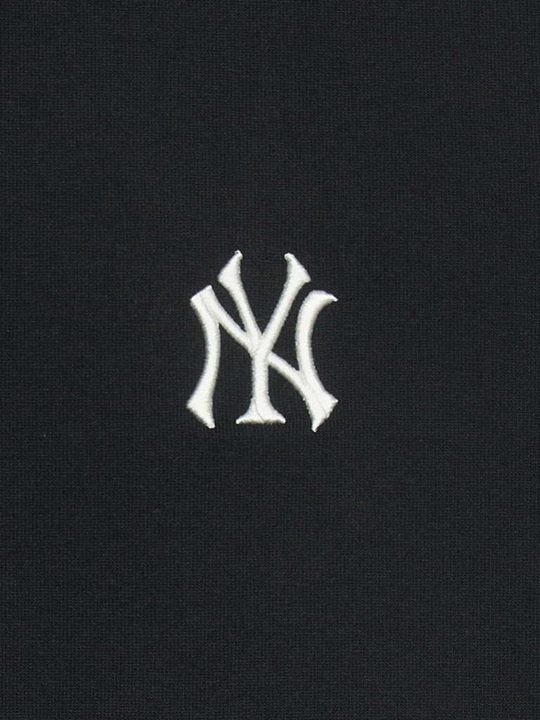 Áo Thun MLB Basic Comfortable Fit Short Sleeve T-Shirt New York Yankees Black
