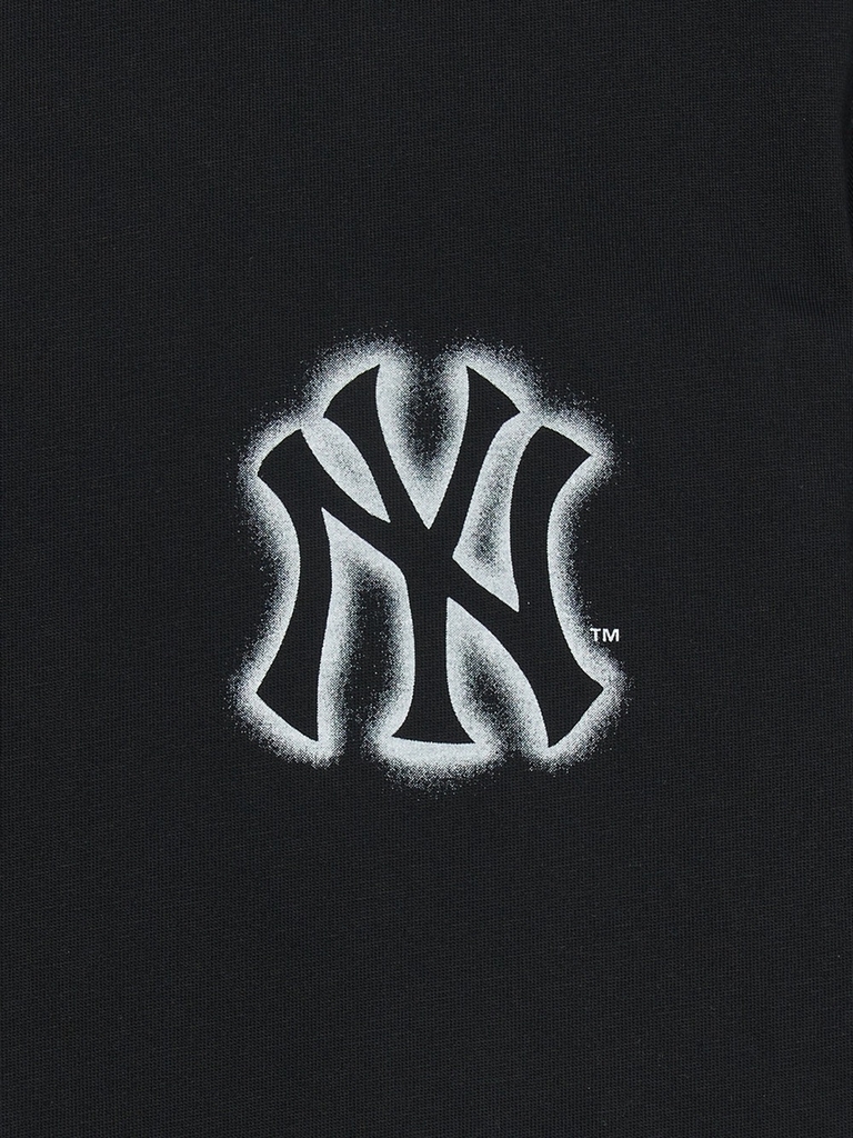 Áo Thun MLB Basic Street Logo Overfit Short Sleeve T-Shirt New York Yankees Black