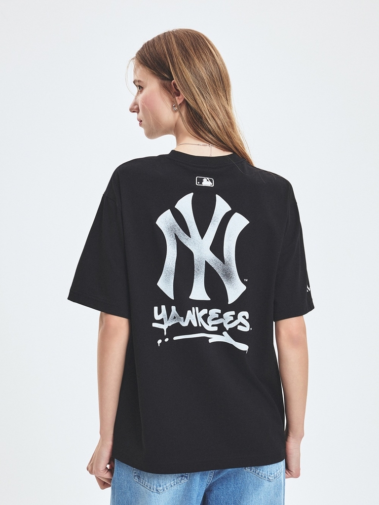 Áo Thun MLB Basic Street Logo Overfit Short Sleeve T-Shirt New York Yankees Black