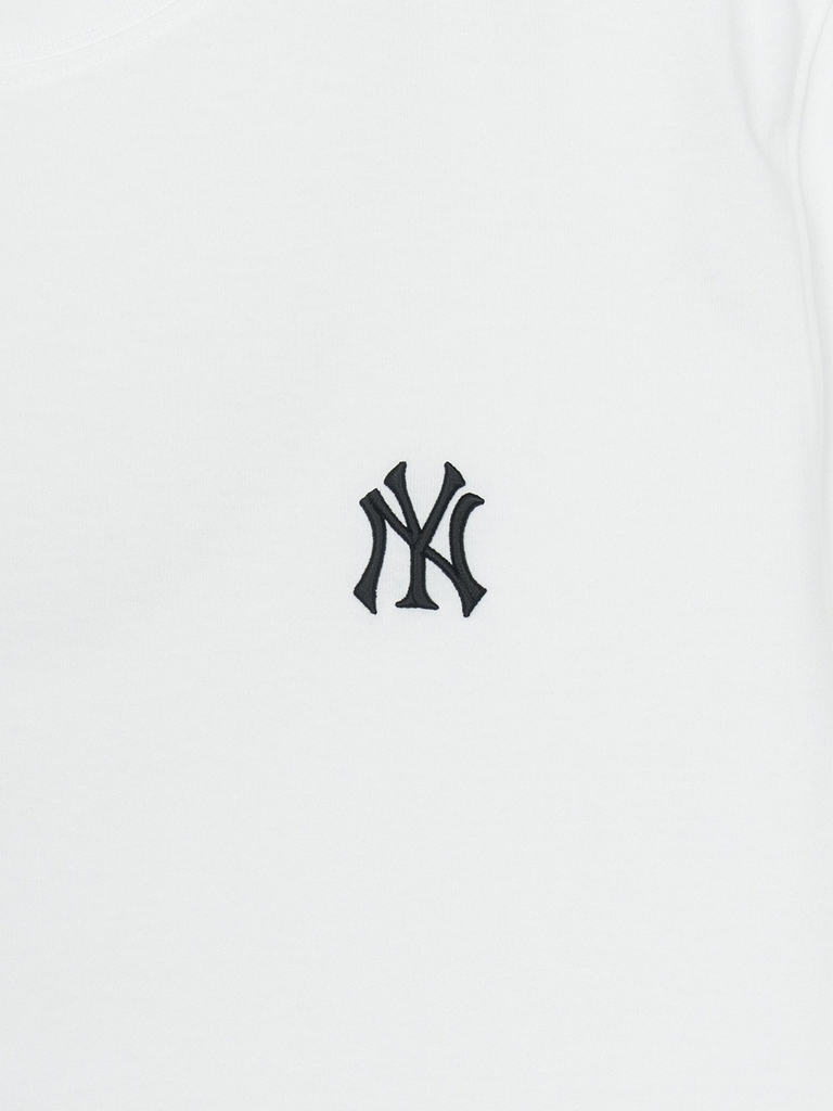 Áo Thun MLB Basic Comfortable Fit Short Sleeve T-Shirt New York Yankees White