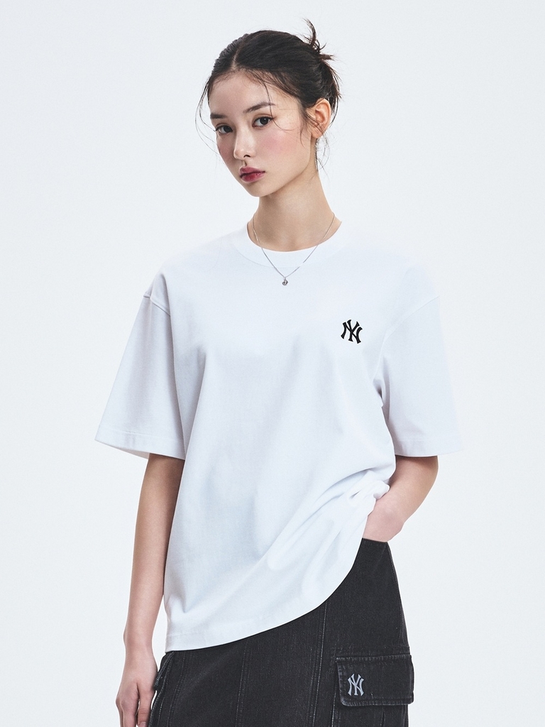 Áo Thun MLB Basic Heavyweight Overfit Short Sleeve T-Shirt New York Yankees White