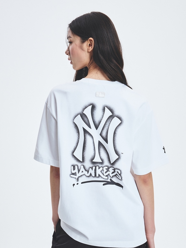 Áo Thun MLB Basic Street Logo Overfit Short Sleeve T-Shirt New York Yankees White