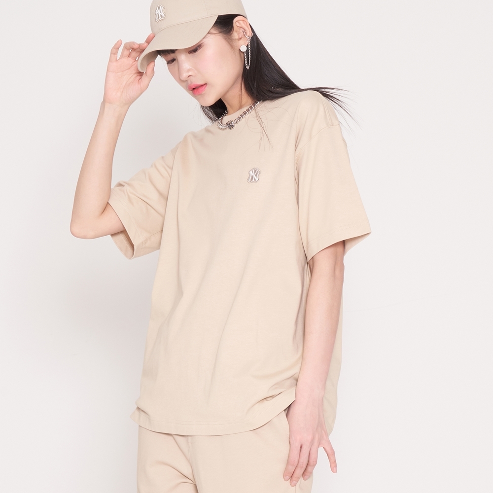 Áo Thun MLB Basic Small-Logo New York Yankees Beige