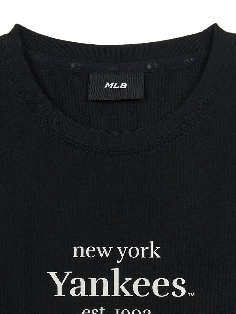Áo Thun MLB Women's Varsity Logo Comfortable Fit Short Sleeve T-Shirt New York Yankees Black