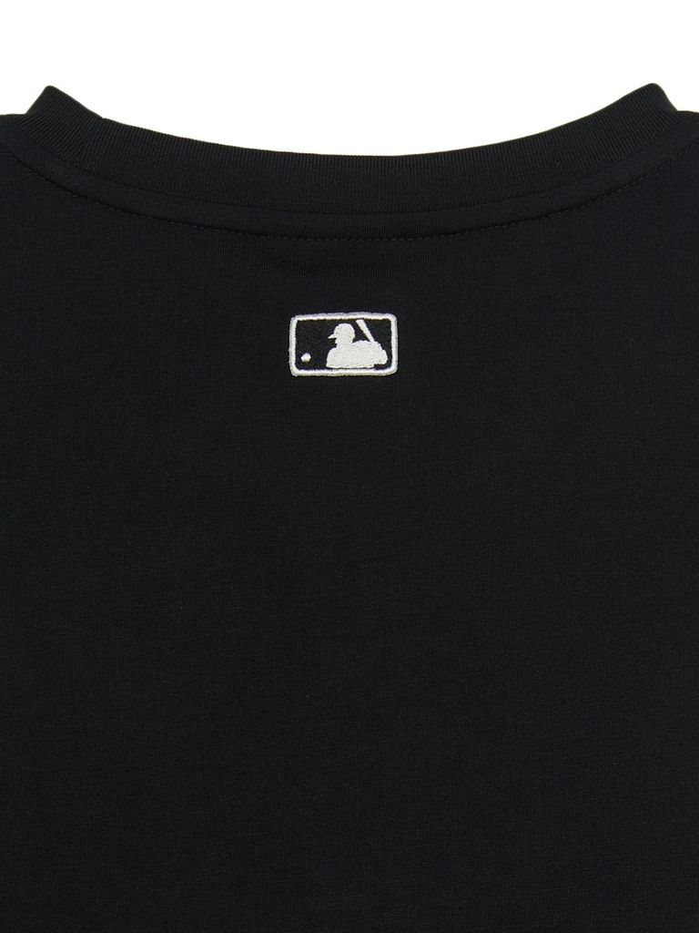 Áo Thun MLB Women's Varsity Logo Comfortable Fit Short Sleeve T-Shirt New York Yankees Black