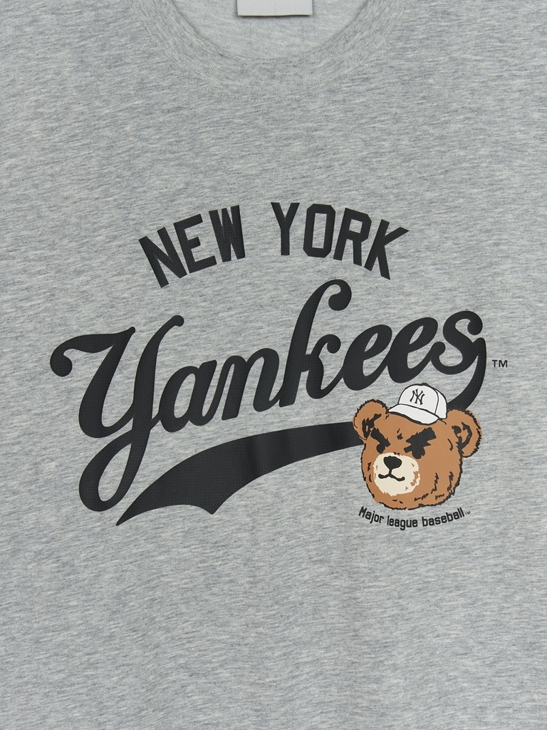 Áo Thun MLB Letter Mega Bear Overfit Short Sleeve T-Shirt New York Yankees Grey