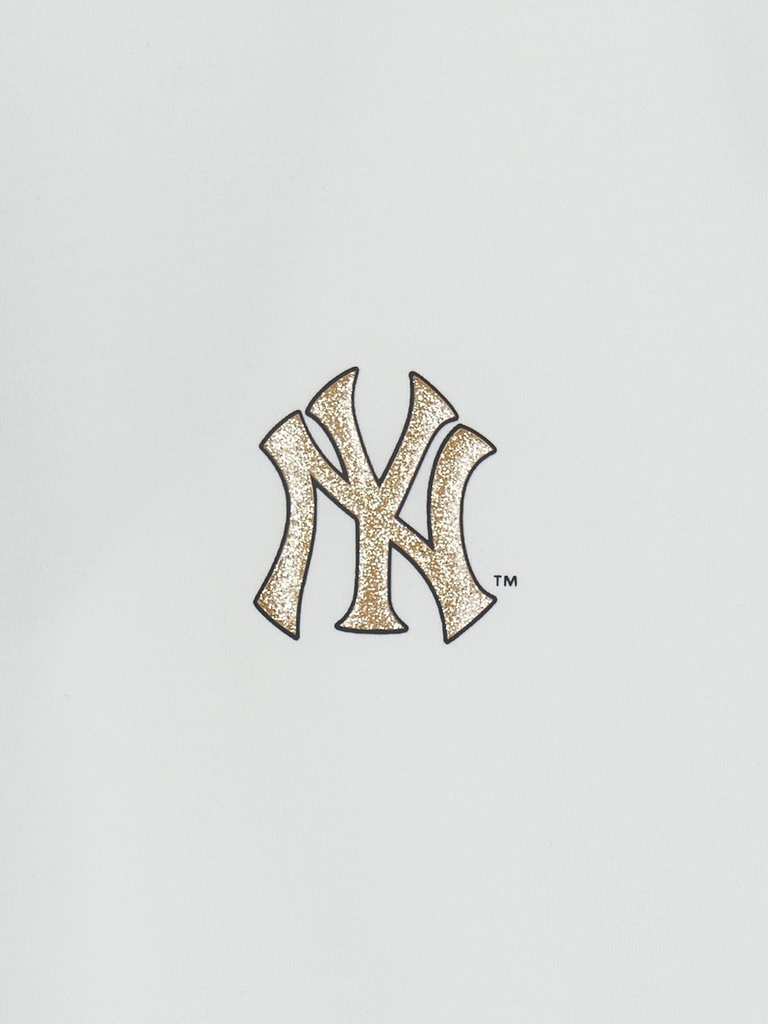 Áo Thun MLB New Year Snake Overfit Short Sleeve T-Shirt New York Yankees White