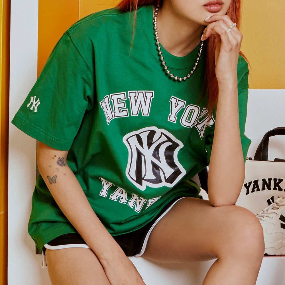 Áo Thun MLB Varsity Overfit New York Yankees P.Green