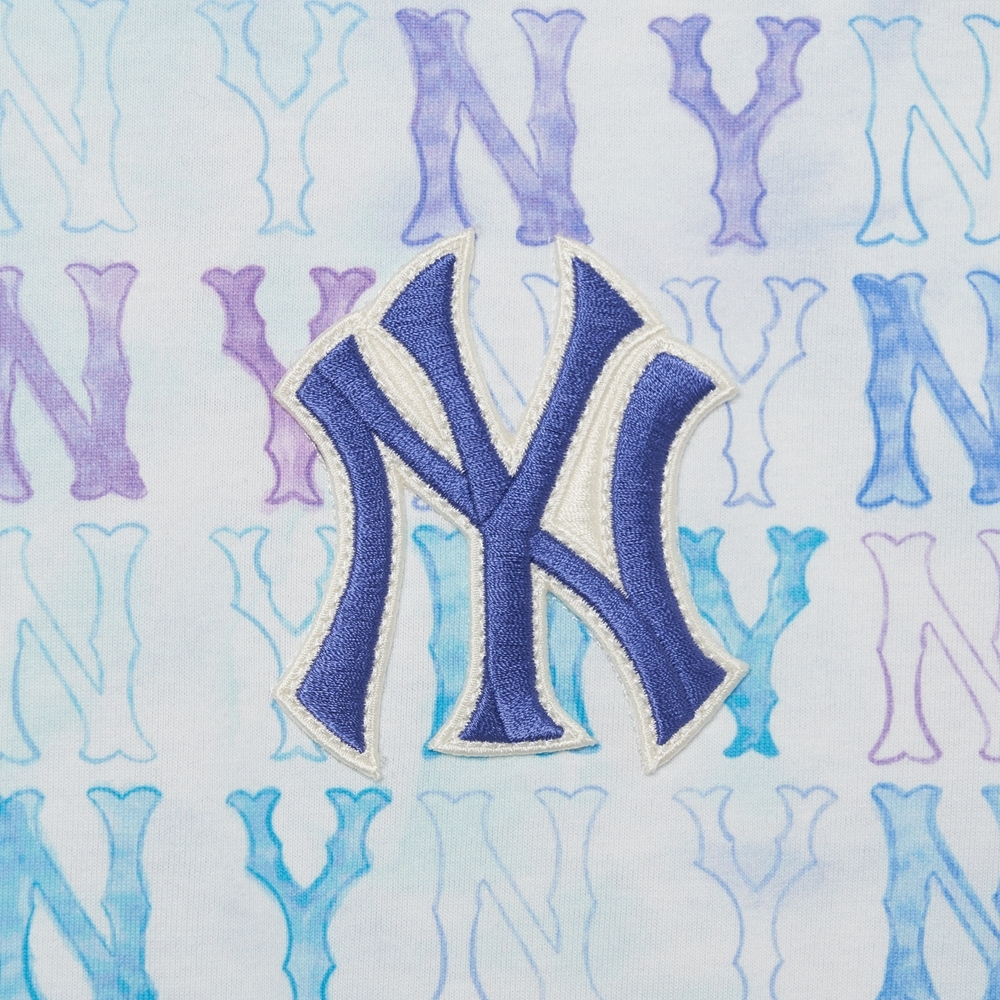 Áo thun MLB Water Monogram Full Pattern Short Sleeve New York Yankees White