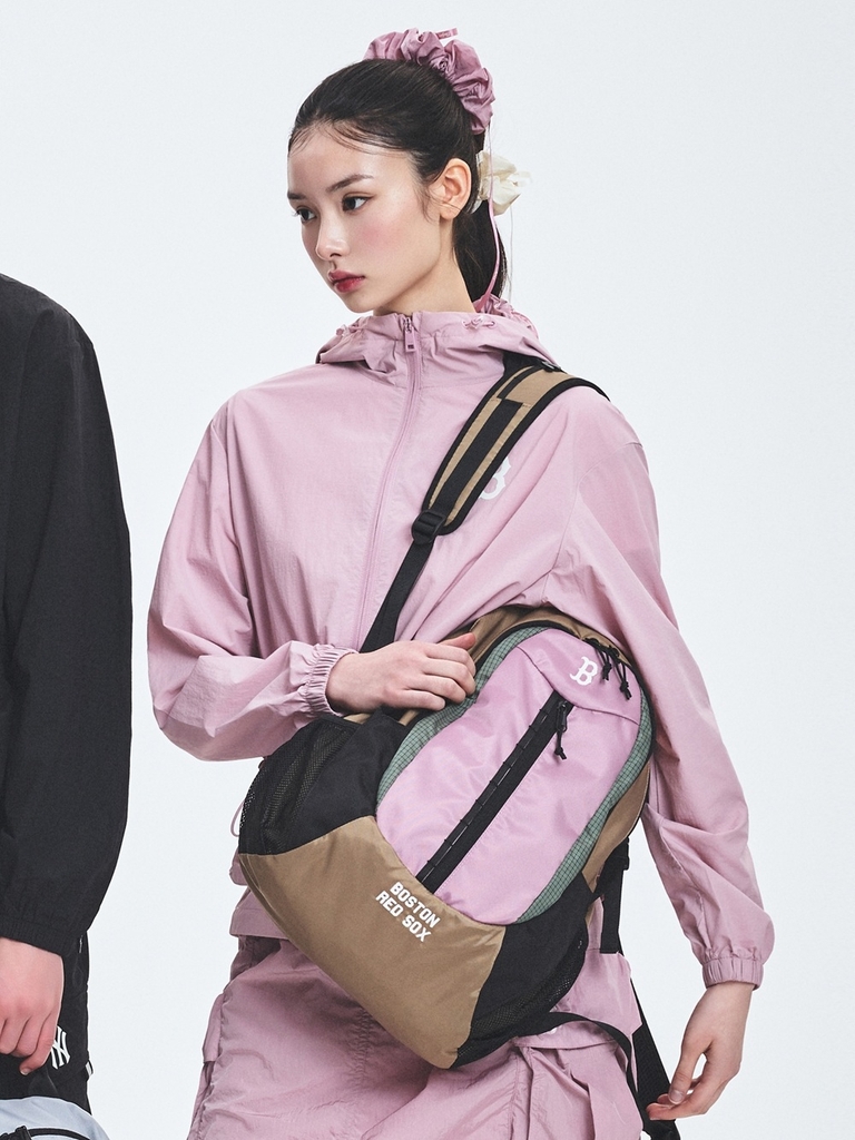 Balo MLB Basic Gofcore Backpack Boston Red Sox Pink