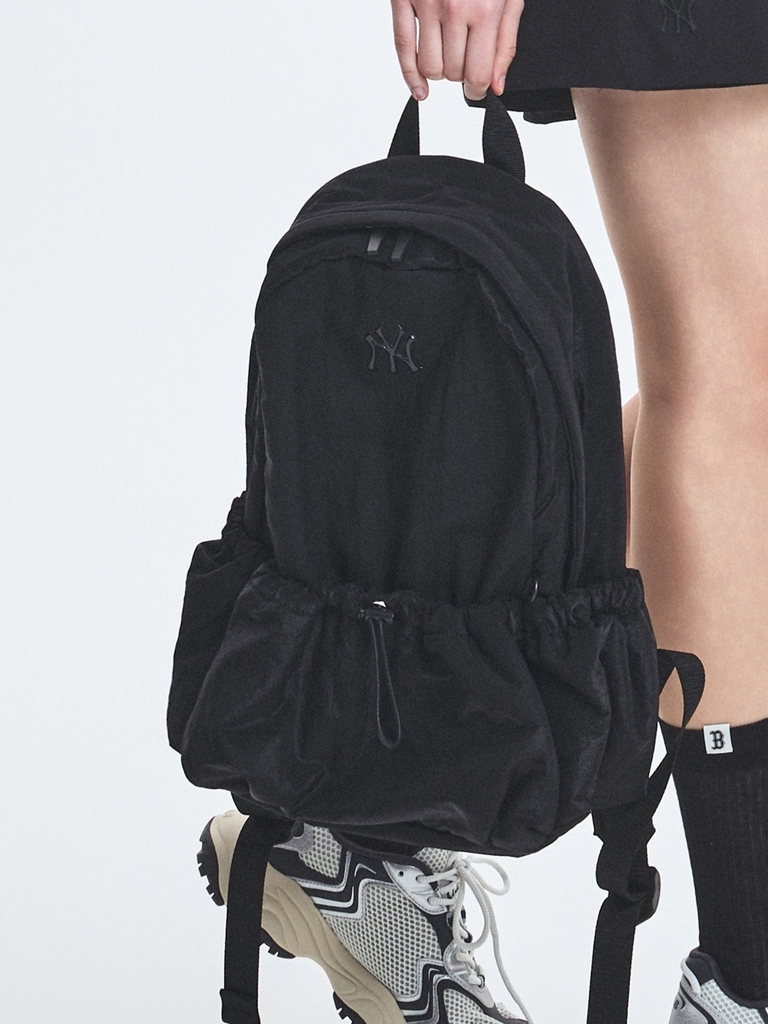 Balo MLB Basic Athleisure Backpack New York Yankees Black