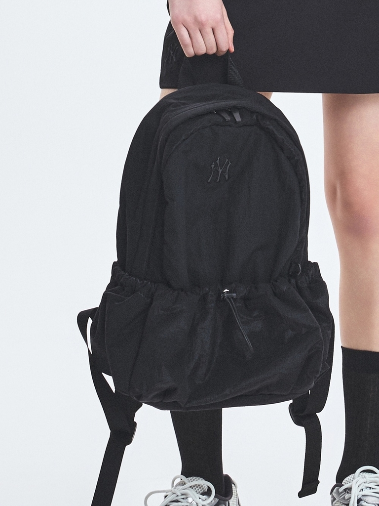 Balo MLB Basic Athleisure Backpack New York Yankees Black