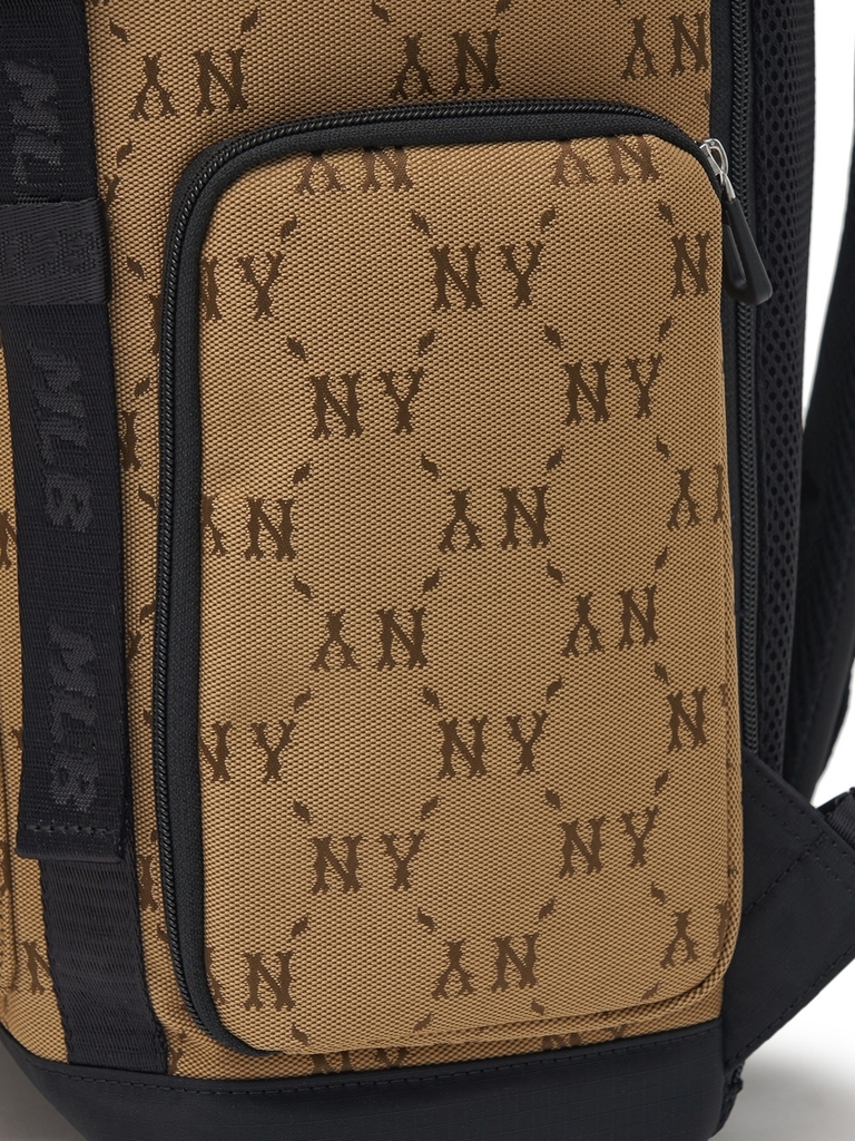 Balo MLB Korea Premium Outdoor Backpack New York Yankees Beige