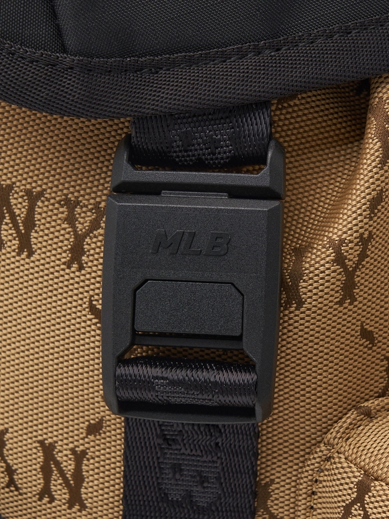 Balo MLB Korea Premium Outdoor Backpack New York Yankees Beige