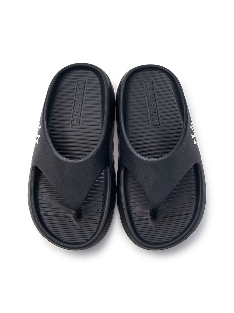 Dép MLB Skipper Flip Flop New York Yankees Black