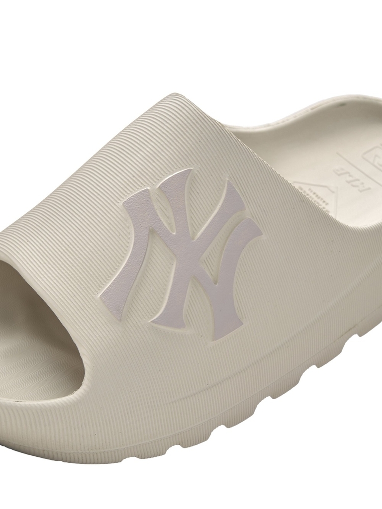 Dép MLB Skipper Slide New York Yankees Ivory