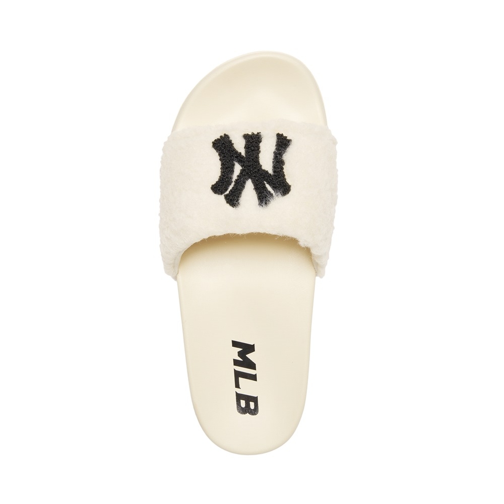 Dép MLB New Mound Fleece New York Yankees Cream