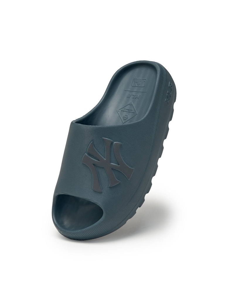 Dép MLB Skipper Slide New York Yankees Indigo