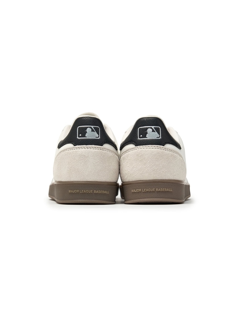 Giày MLB Clubby New York Yankees White [Hello Spring]