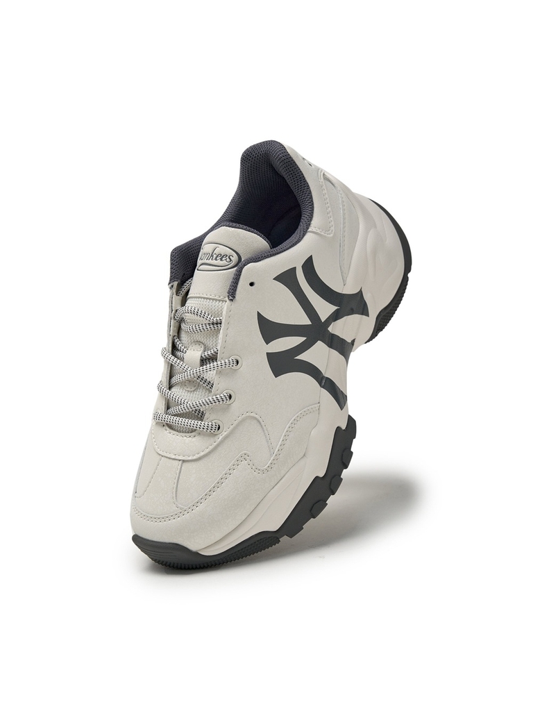 Giày MLB Big Ball Chunky Crack New York Yankees Ivory