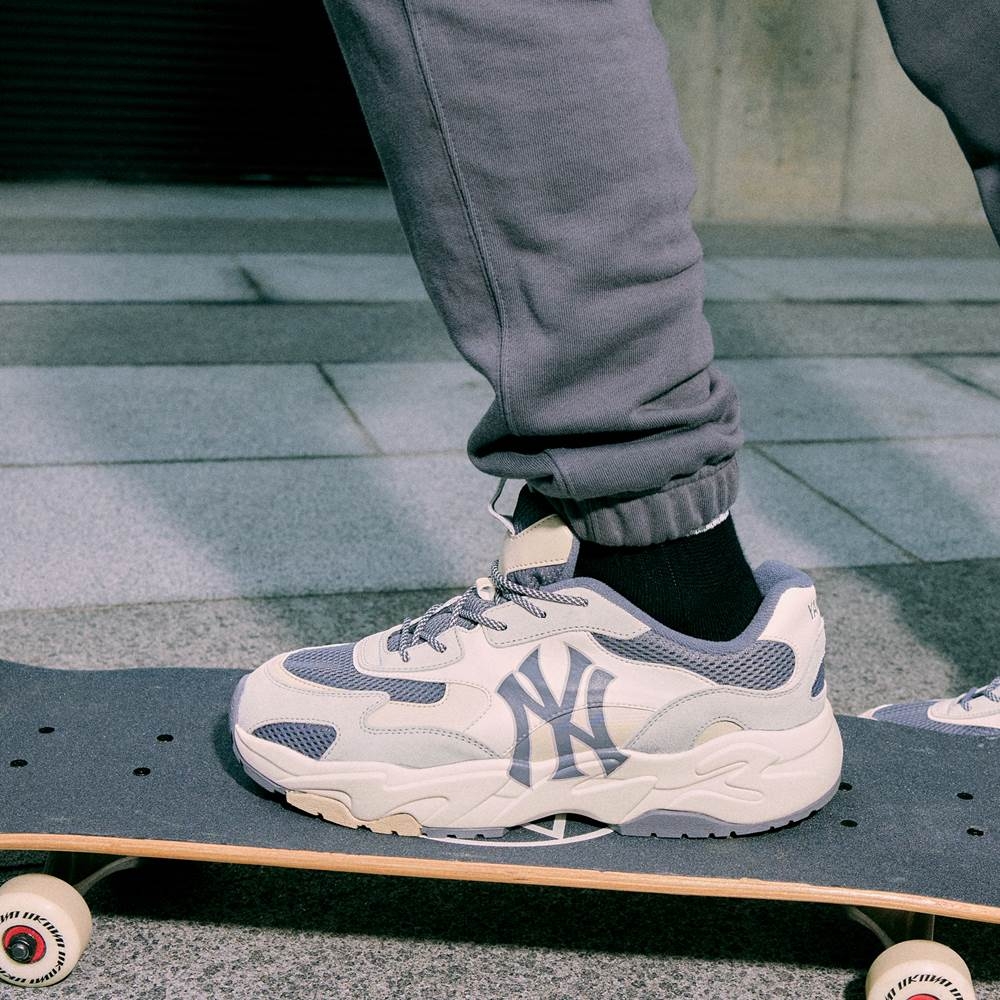 Giày MLB BigBall Chunky Lite SD New York Yankees Charcoal Grey