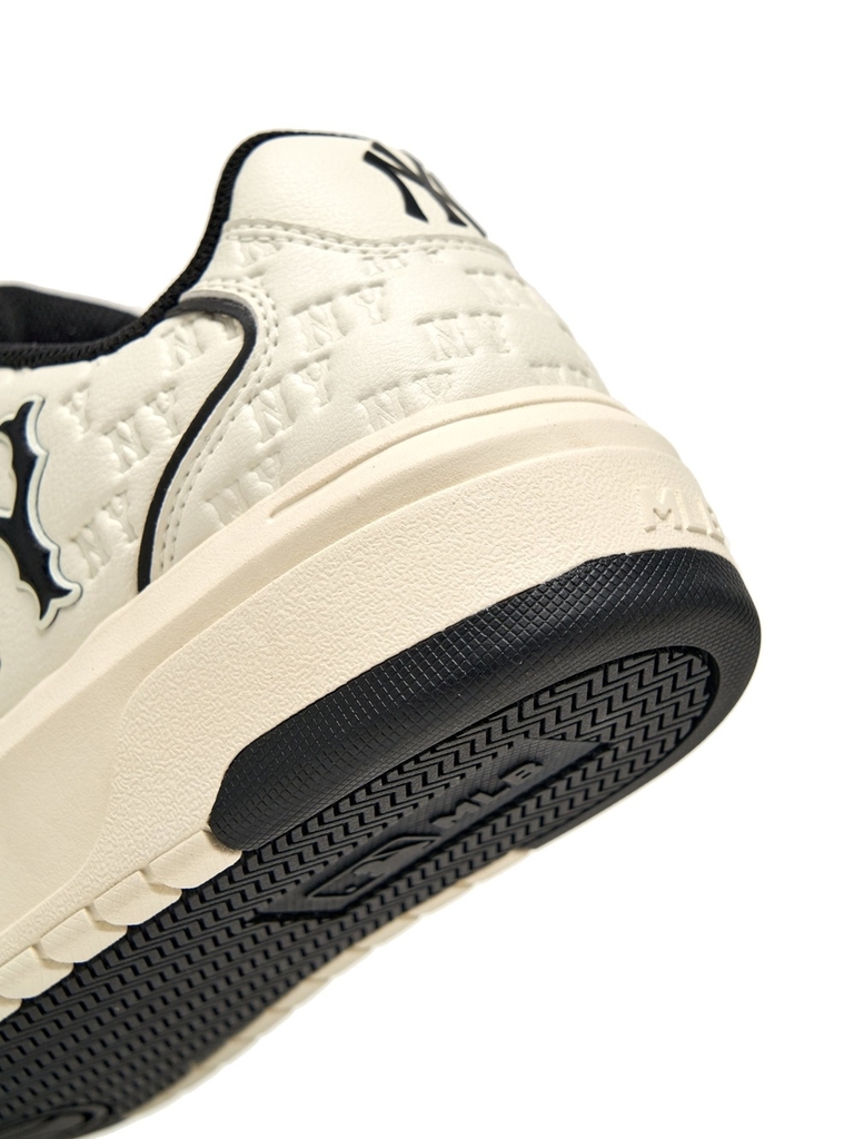 Giày MLB Chunky Liner Embossed Mono Cooperstown New York Yankees Cream