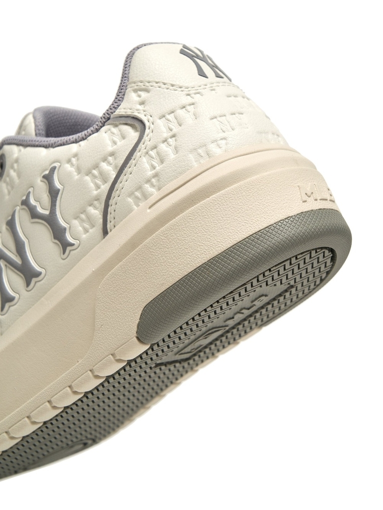 Giày MLB Chunky Liner Embossed Mono Cooperstown New York Yankees Grey