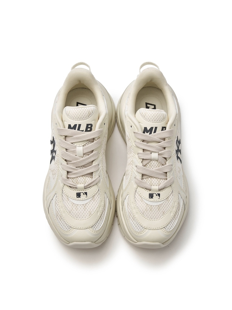 Giày MLB Curve Runner Monogram New York Yankees Beige