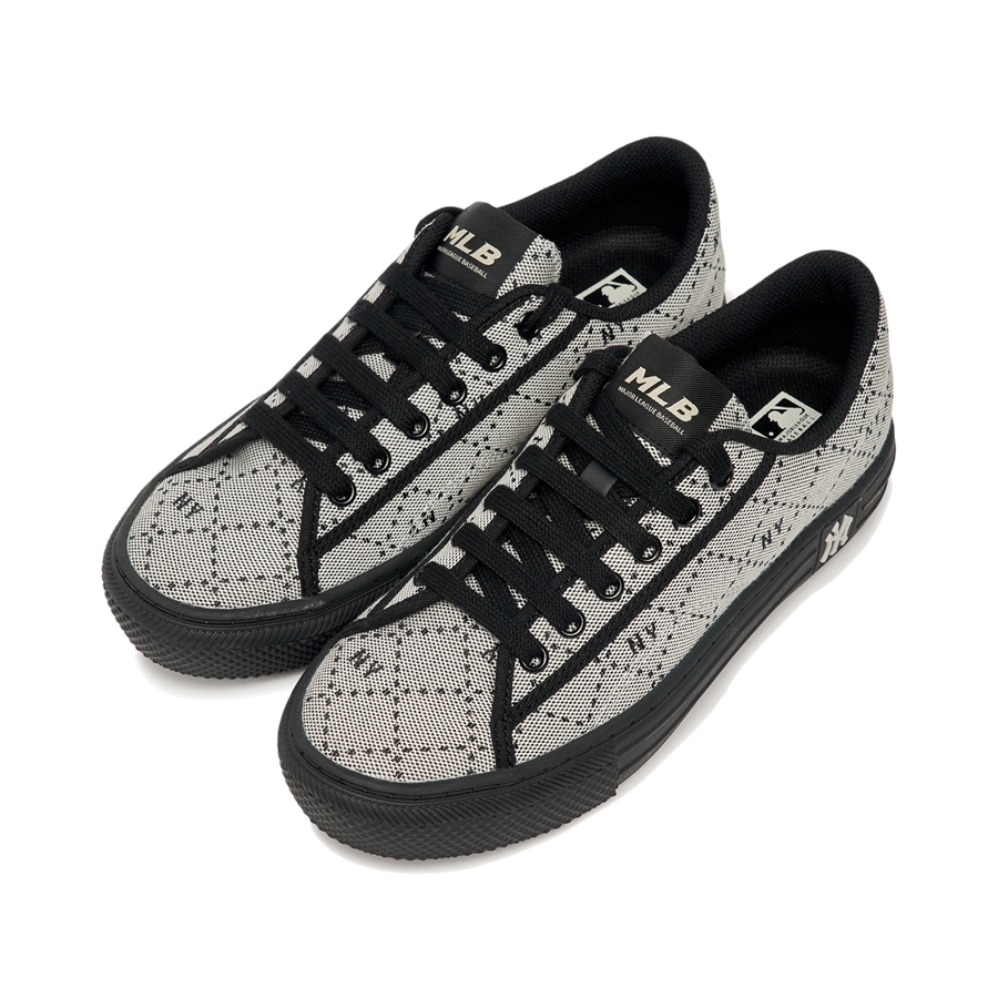 Giày MLB Playball Lux Jacquard Diamond Monogram New York Yankees Black