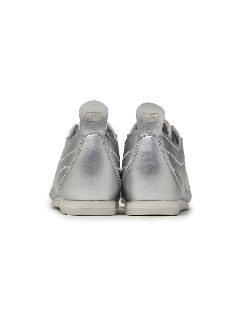 Giày MLB Runny New York Yankees Silver [Hello Spring]